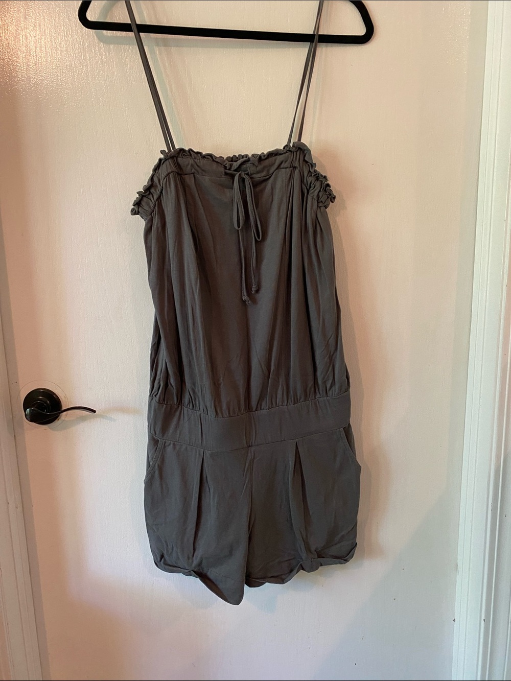 Casual Couture by Green Envelope Gray Strap Romper